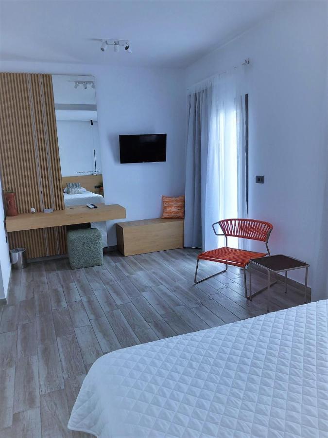 Bianco Hotel Lakkíon Екстериор снимка